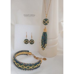 Oliwkowy komplet z chwostem - wykończenia ze stali szlachetnej