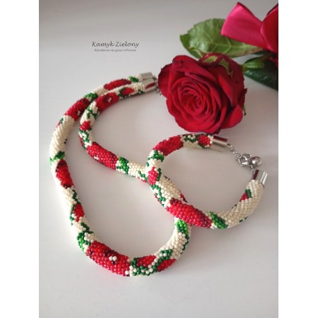 Komplet  - naszyjnik i bransoletka w czerwone róże
